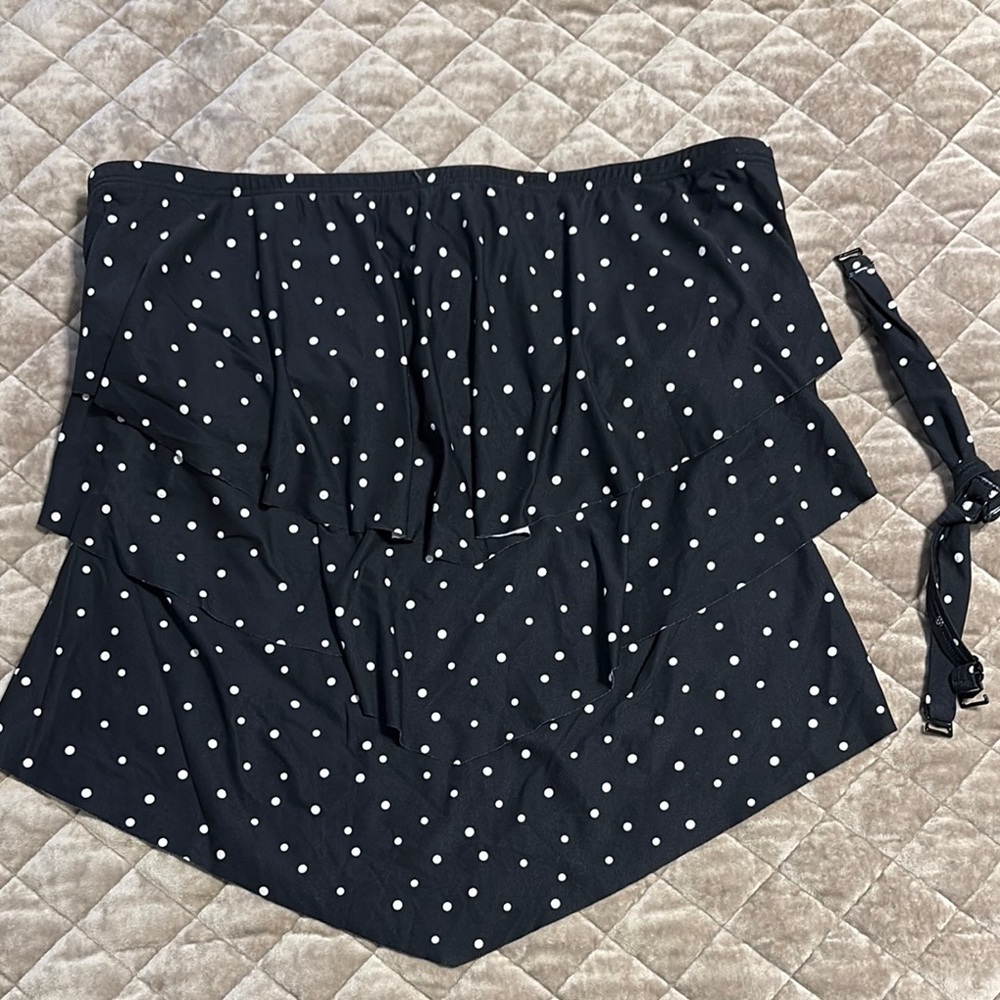Coco Reef Black and White Swim Top